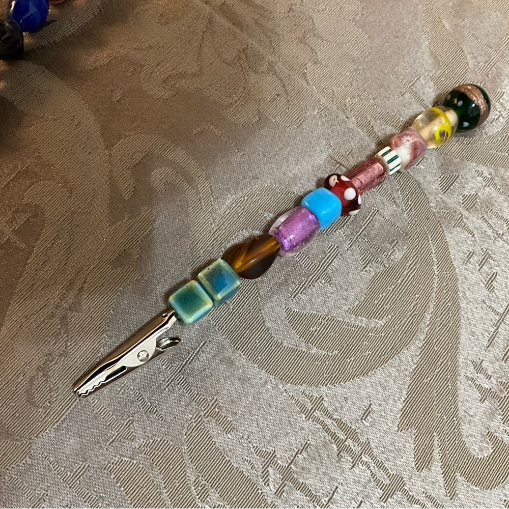 2 Beaded Clips